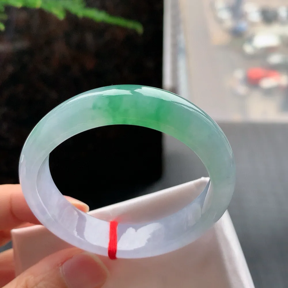 贵妃冰春彩 无瑕 尺寸:50.3/43/11.8/6.6 种色俱佳