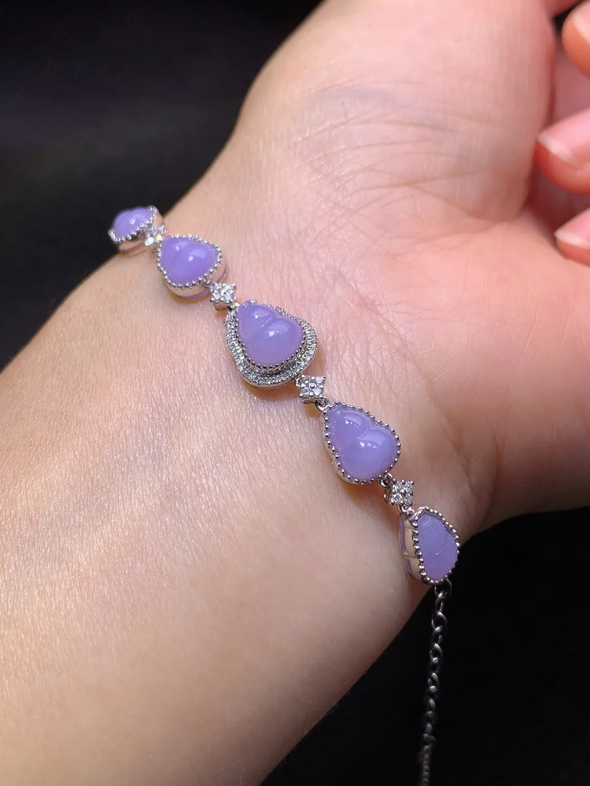 紫罗兰葫芦手链，18k金镶嵌，温润细腻，颜色鲜艳 尺寸6.9*5.5*2.2