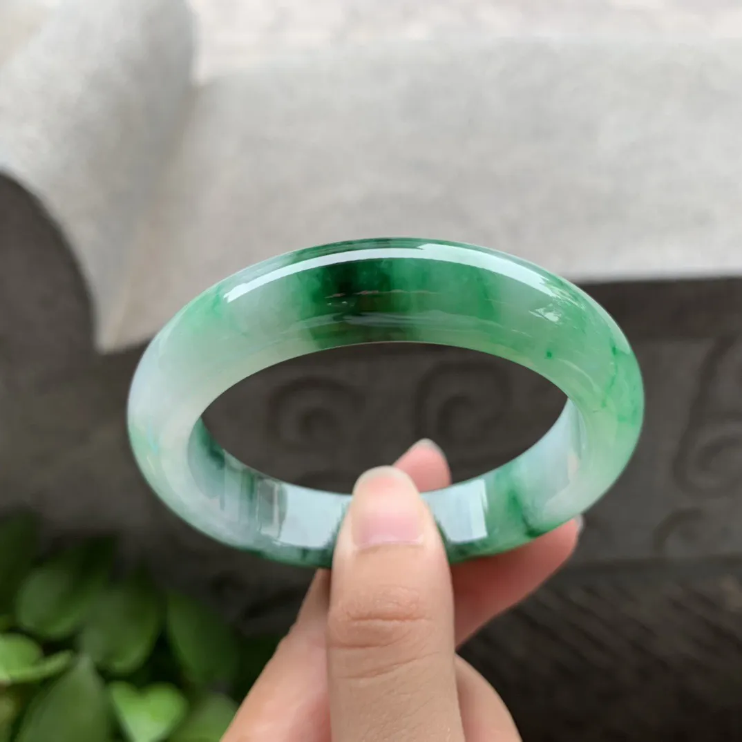 小圈口 53.8-12.7-8.7【辣阳绿正圈手镯】正圈53 54可戴