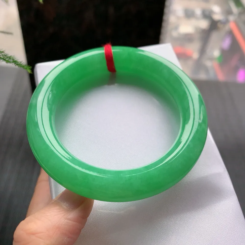 圆条满绿 无瑕 尺寸:54.7/11.7 满色