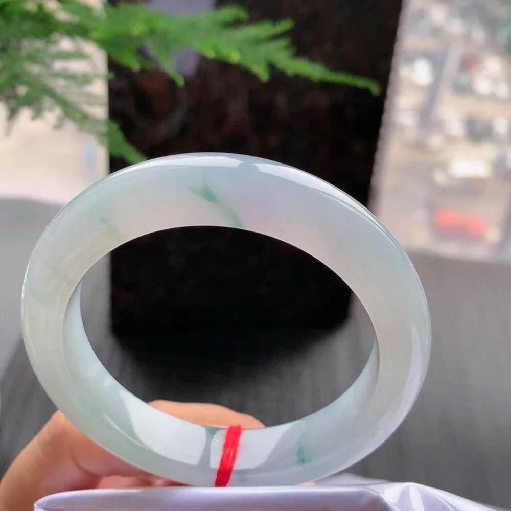 正圈高冰春彩 无瑕 尺寸:56.3/12.7/9.5  种色俱佳