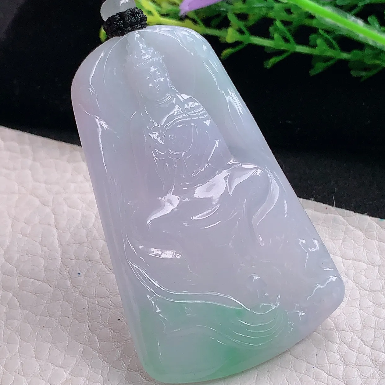 yl自然光65*41.3*5.6天然缅甸翡翠双彩赐福观音 玉观音玉吊坠