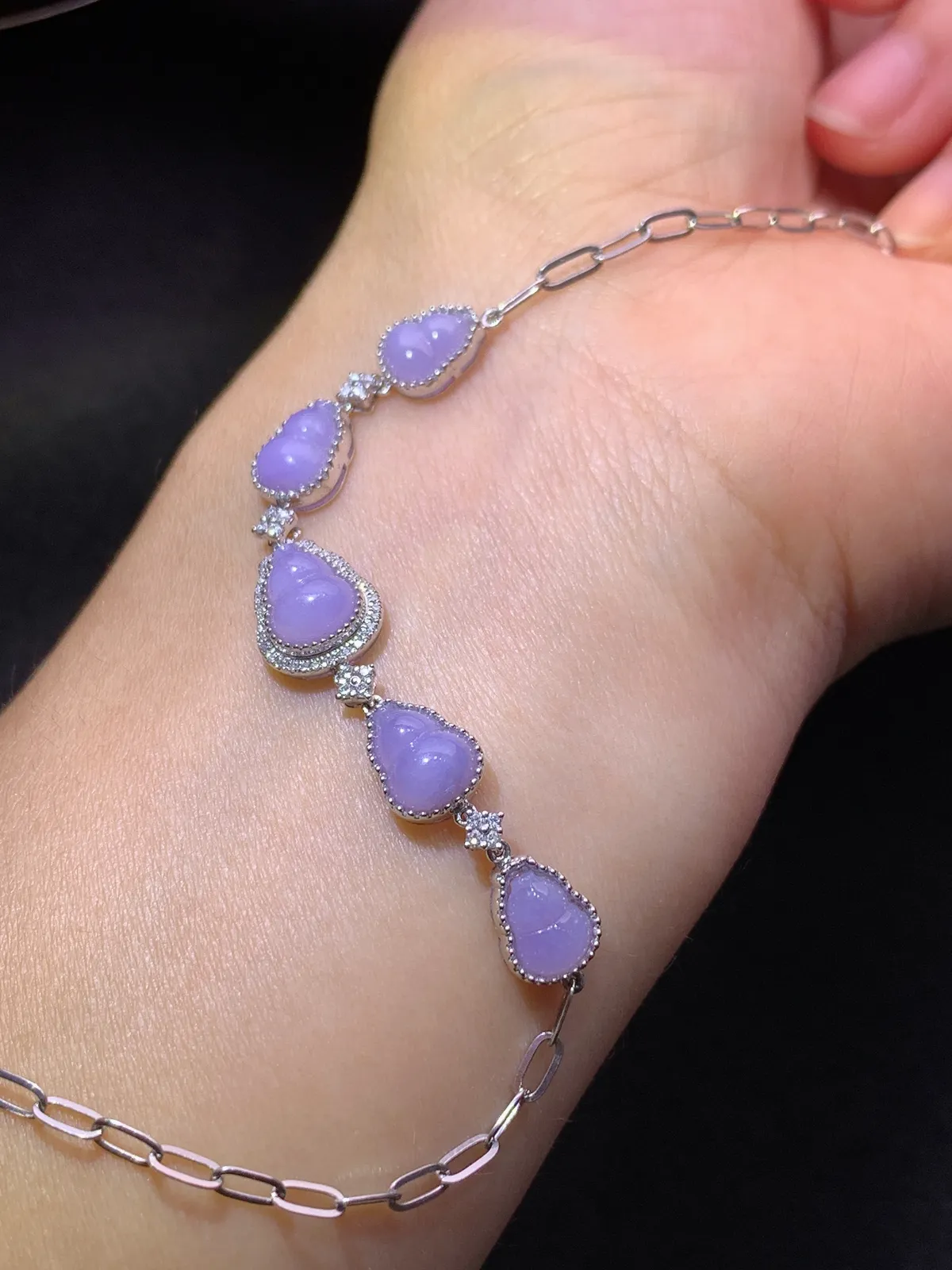 紫罗兰葫芦手链，18k金镶嵌，温润细腻，颜色鲜艳 尺寸6.9*5.5*2.2