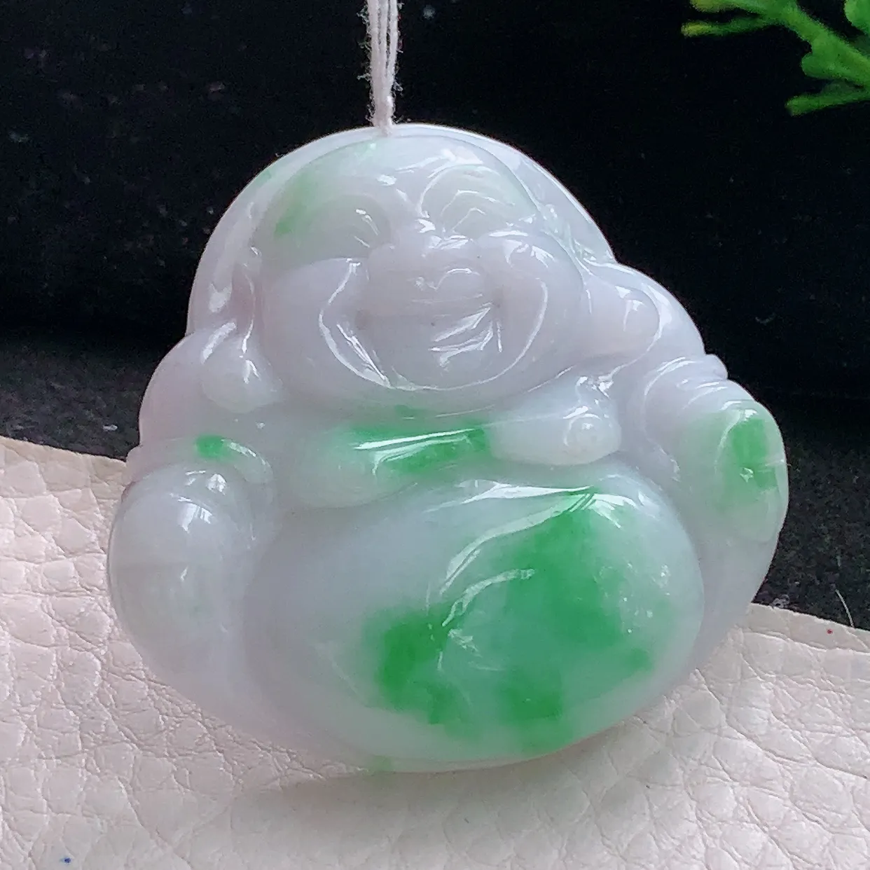 zen43.3*46*9.5自然光天然缅甸翡翠飘阳绿大佛公 开心佛玉吊坠 毛衣坠