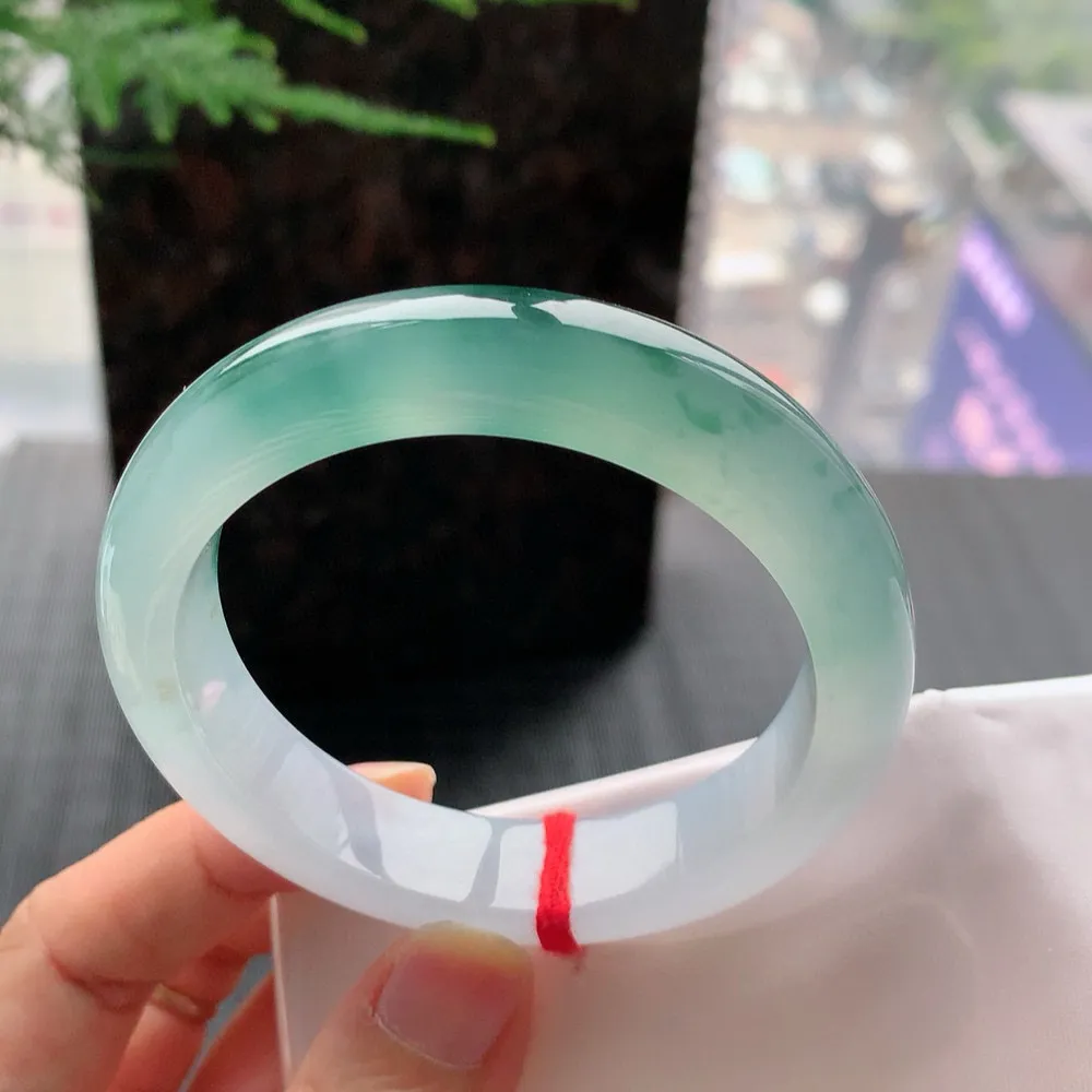 正圈冰玻飘花 无瑕 尺寸:54.1/13.3/8.7花美 种水好