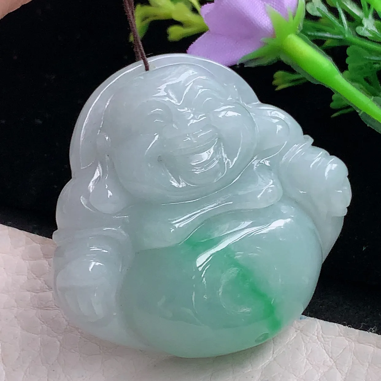 zen43.8*47.6*12.8自然光天然缅甸翡翠飘绿大佛公 开心佛玉吊坠 毛衣坠