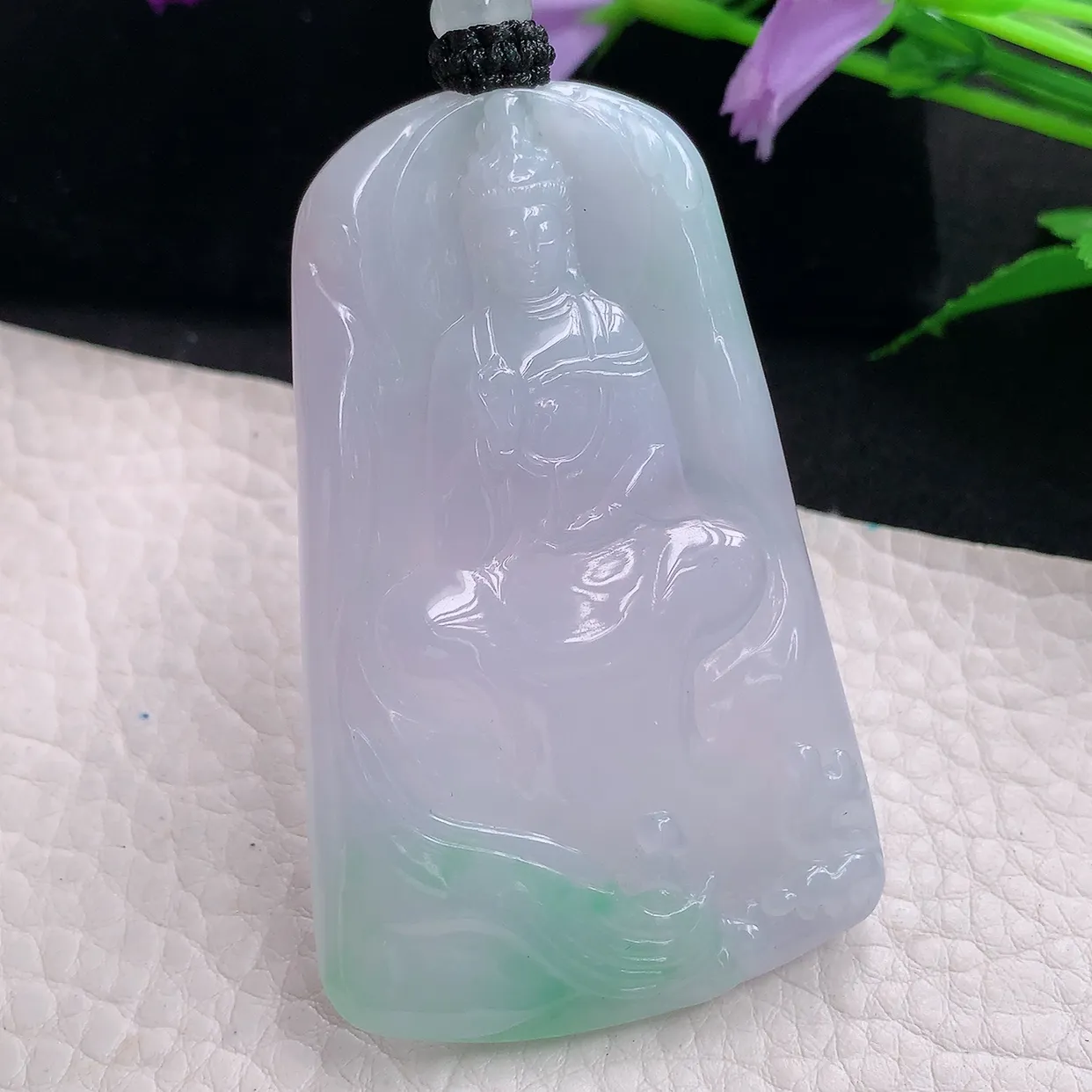 yl自然光65*41.3*5.6天然缅甸翡翠双彩赐福观音 玉观音玉吊坠