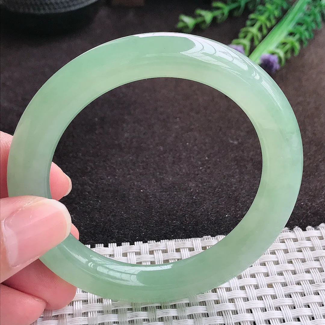 自然光56/10.2/10.4老坑冰胶果冻冰纯满绿圆条手镯翡翠甜绿玉镯手环