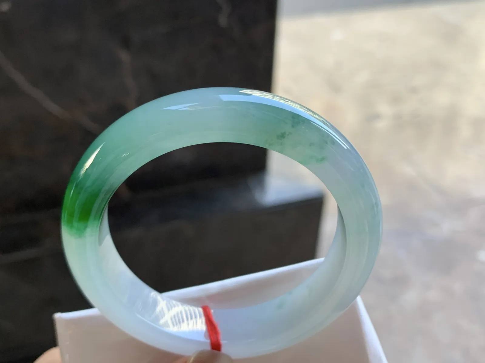 58-13-8.8

冰绿花手镯^_^