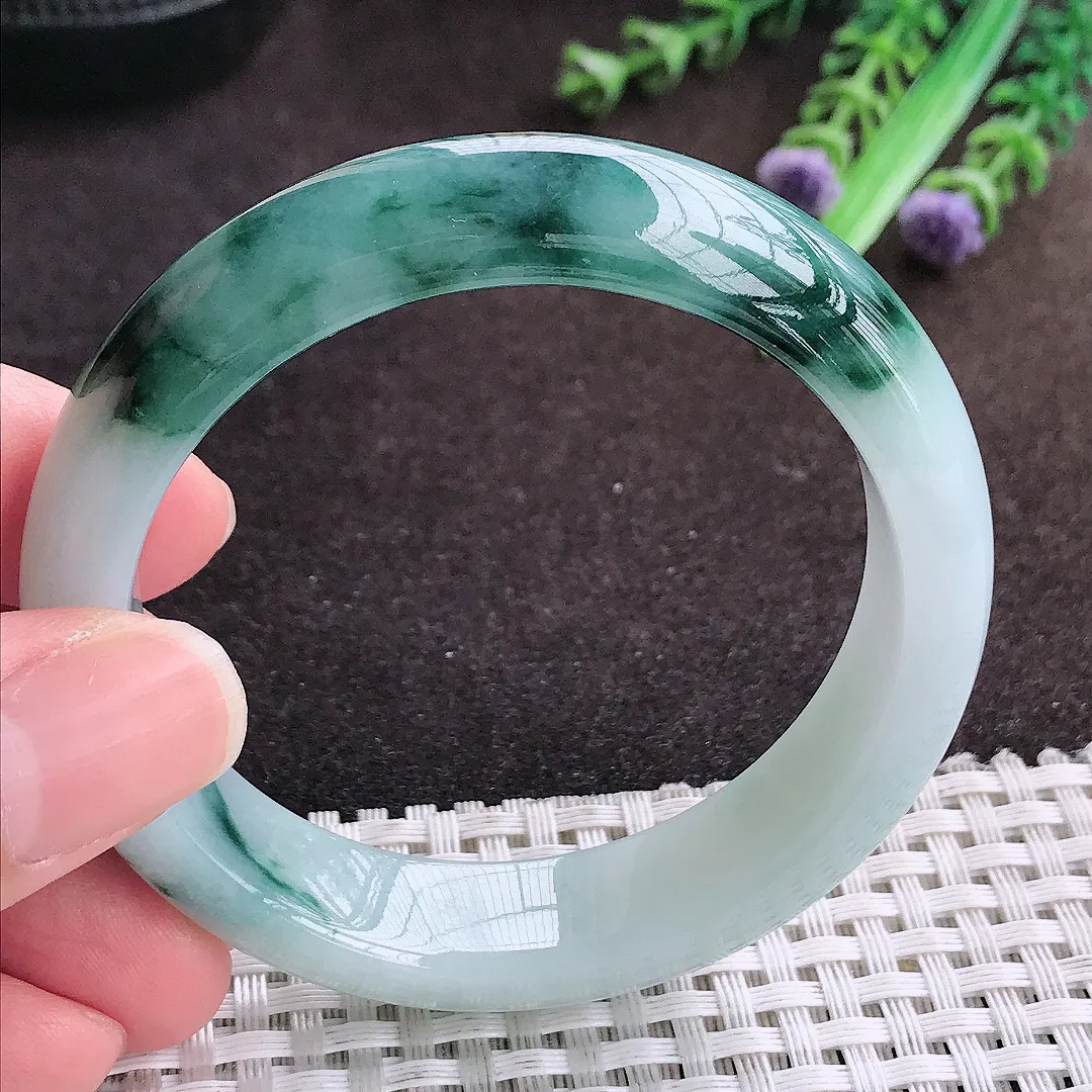 自然光53/13.8/8老坑精美温润飘花手镯宽边翡翠玉镯手环