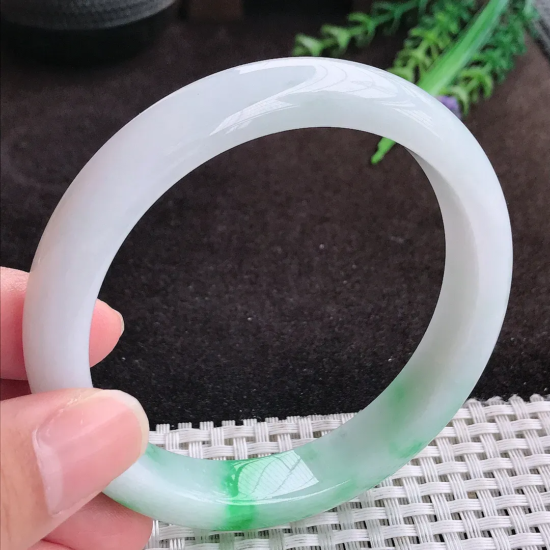 自然光52/12.5/8.5老坑精美冰润白底青飘阳绿手镯宽边翡翠玉镯手环