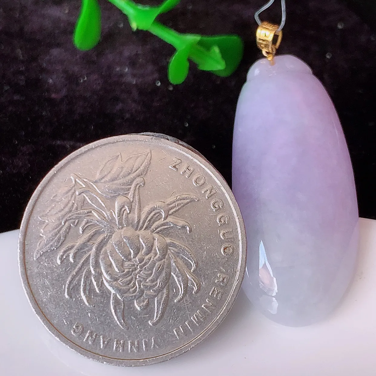 18K金镶嵌冰润紫罗兰翡翠招财福瓜吊坠，精美饱满福瓜，种水足，形态圆润饱满，福相十足 ！#49.26