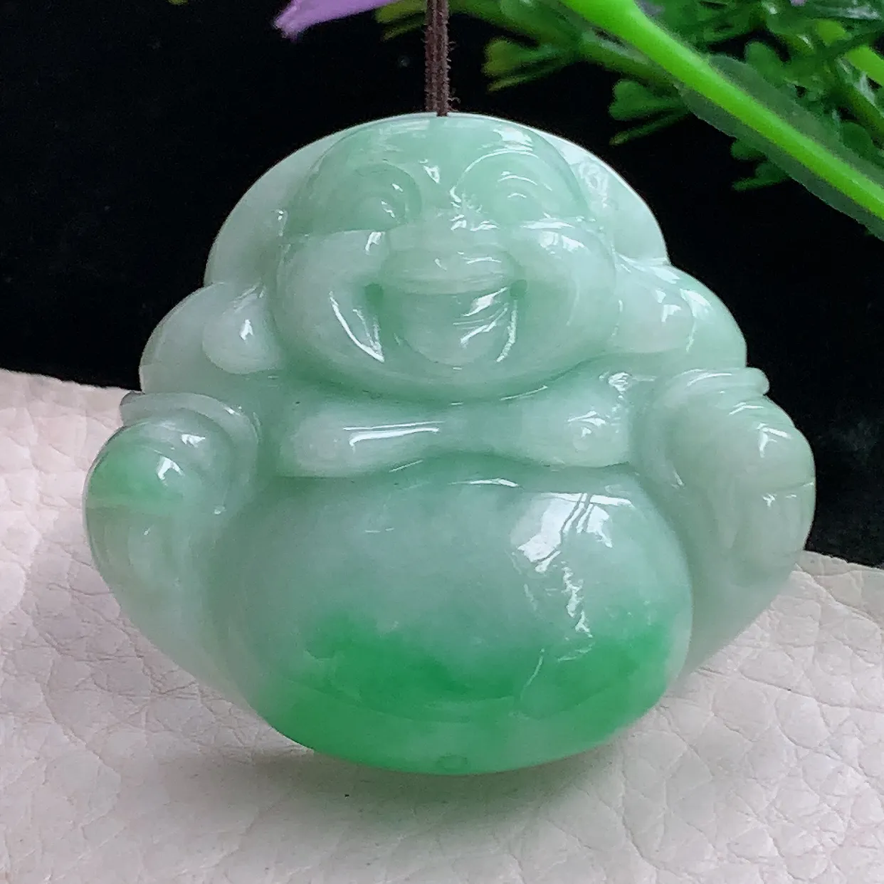 zen40.8*45.6*12.5自然光天然缅甸翡翠半山水佛公 开心佛玉吊坠 毛衣坠