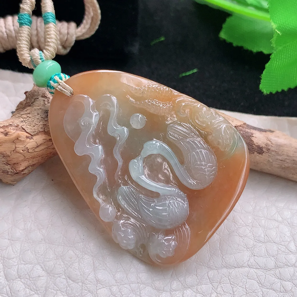 mut自然耀43*34.5*6.2天然缅甸翡翠黄翡双彩巧雕百年好合吊坠