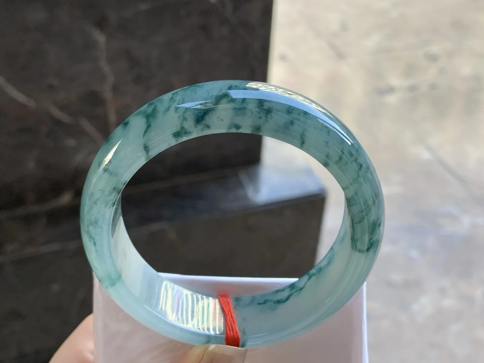 57.5-17.7-8.5

冰蓝花宽版手镯^_^起光