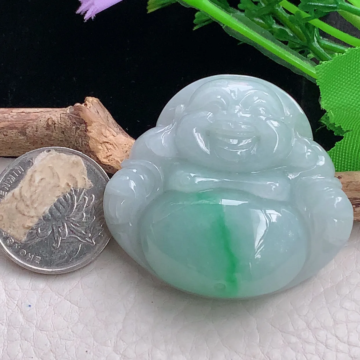 zen43.8*47.6*12.8自然光天然缅甸翡翠飘绿大佛公 开心佛玉吊坠 毛衣坠