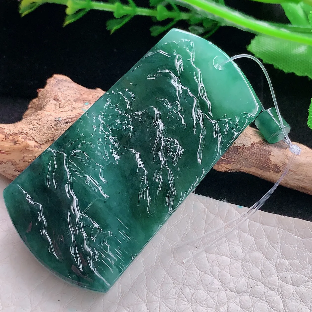 yl自然光54.8*28*6.5天然缅甸翡翠冰蓝大好河山 山水玉吊坠