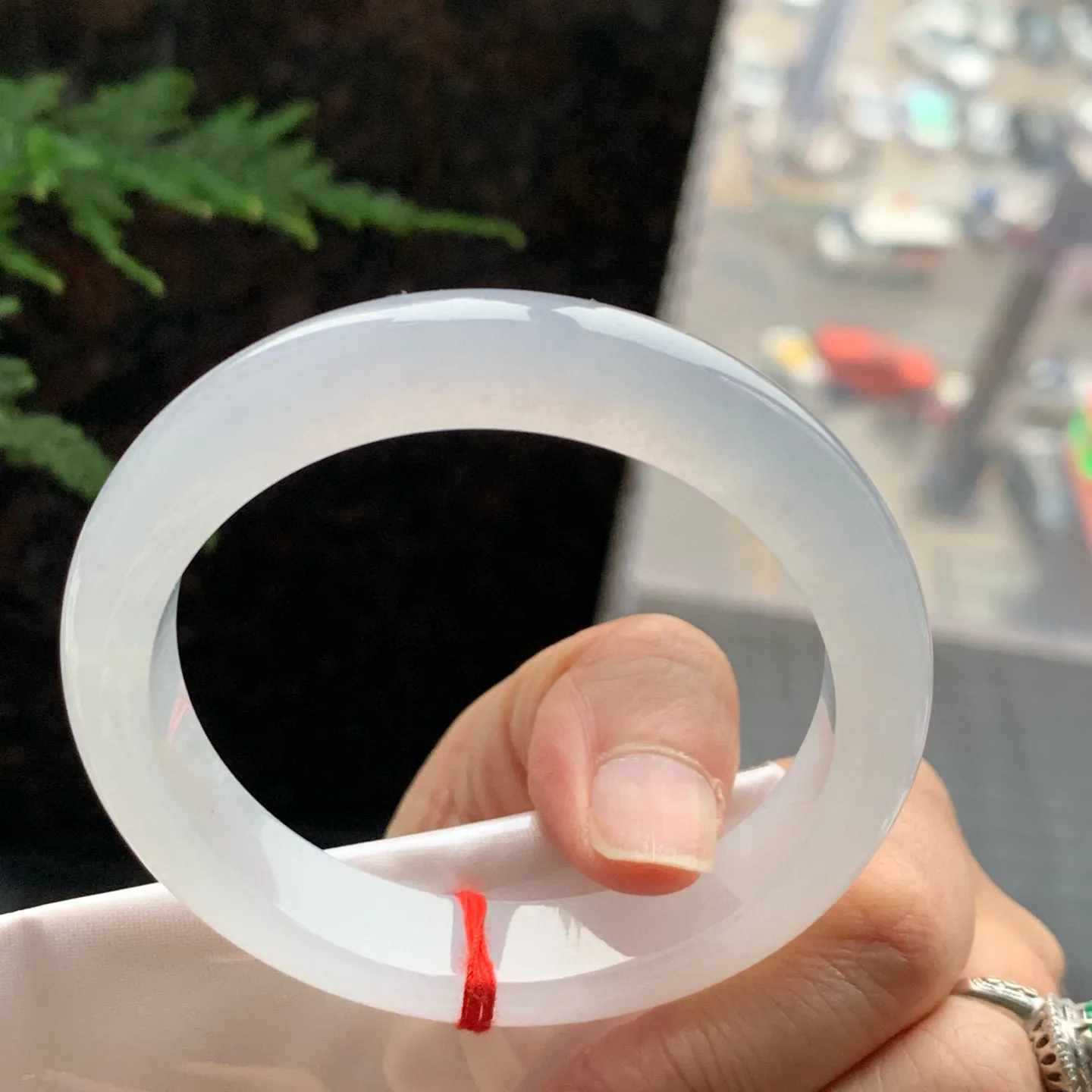 正圈高冰白月光 无瑕 尺寸:56.1/12.1/8.4 胶感十足