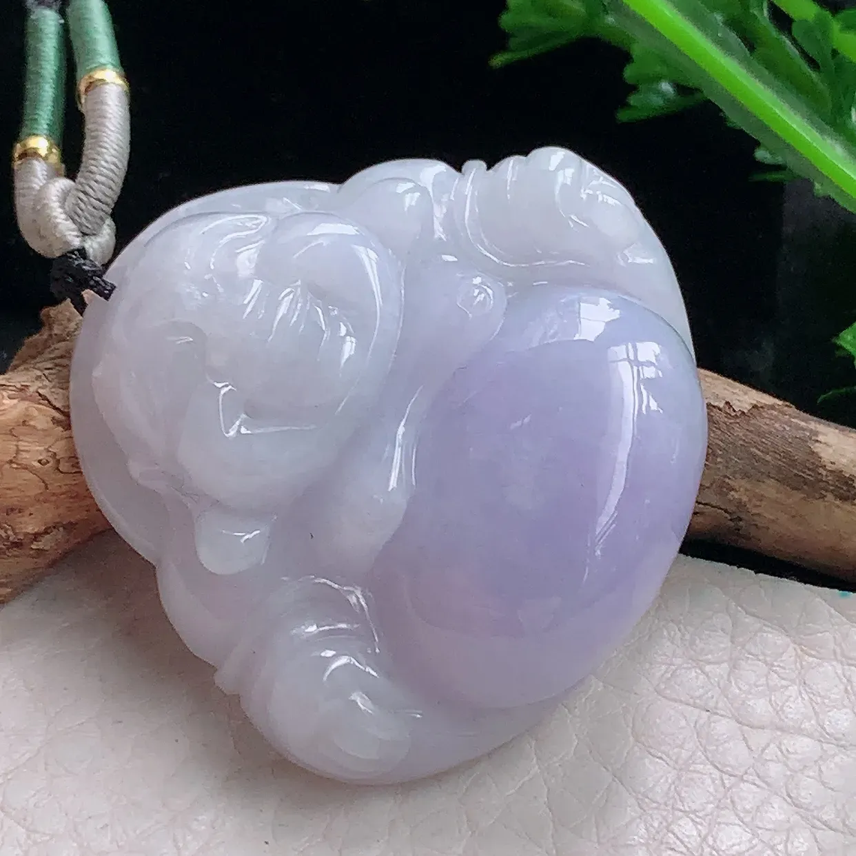 zen39.7*42*12.2自然光天然缅甸翡翠粉紫佛公 开心佛玉吊坠 毛衣坠