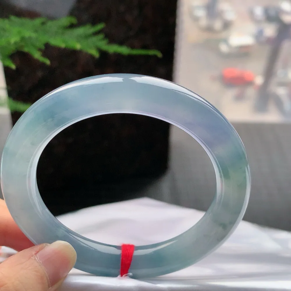 圆条高冰紫罗兰 无瑕 尺寸:60.1/12/11.3 种色兼备