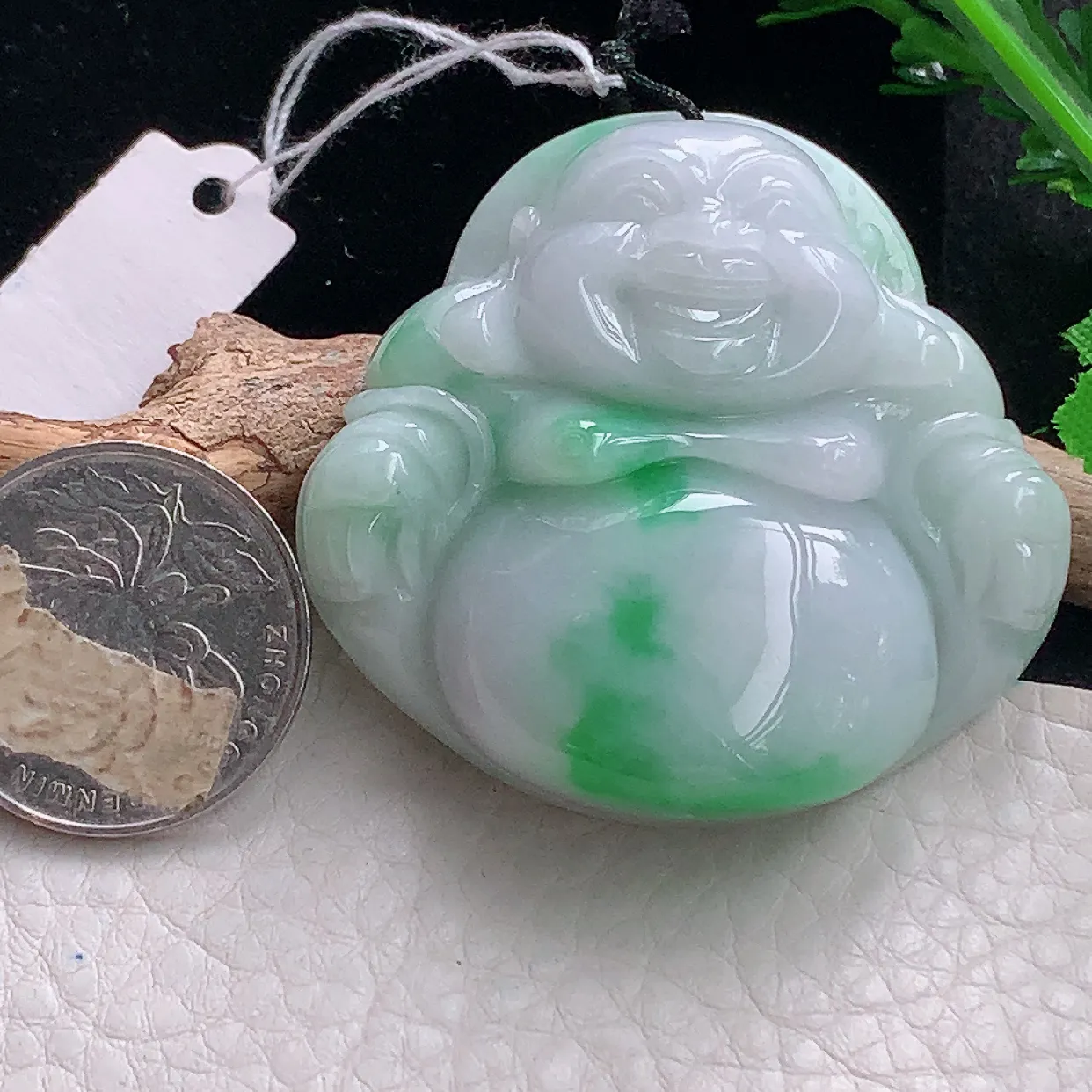 zen43.6*45.8*12.8自然光天然缅甸翡翠飘绿大佛公 开心佛玉吊坠 毛衣坠