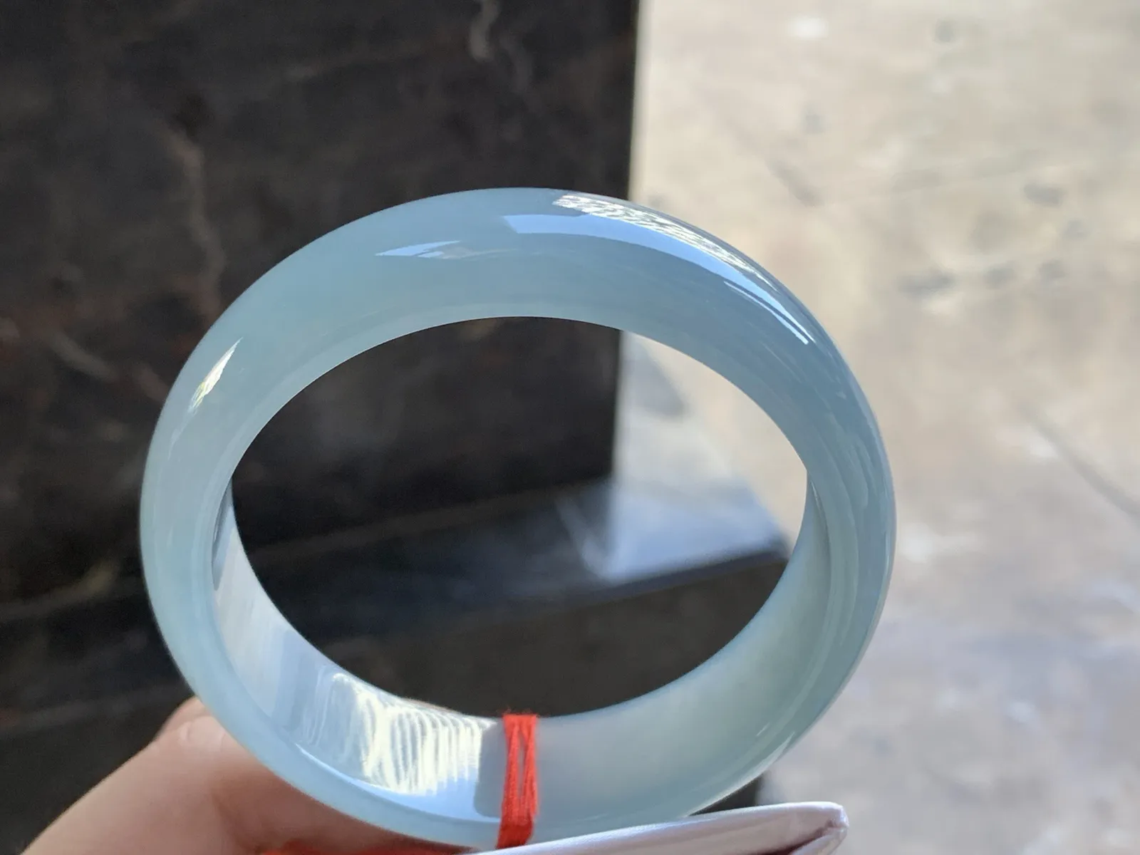 59-17.3-7.7

冰蓝宽版手镯^_^颜色好看清新