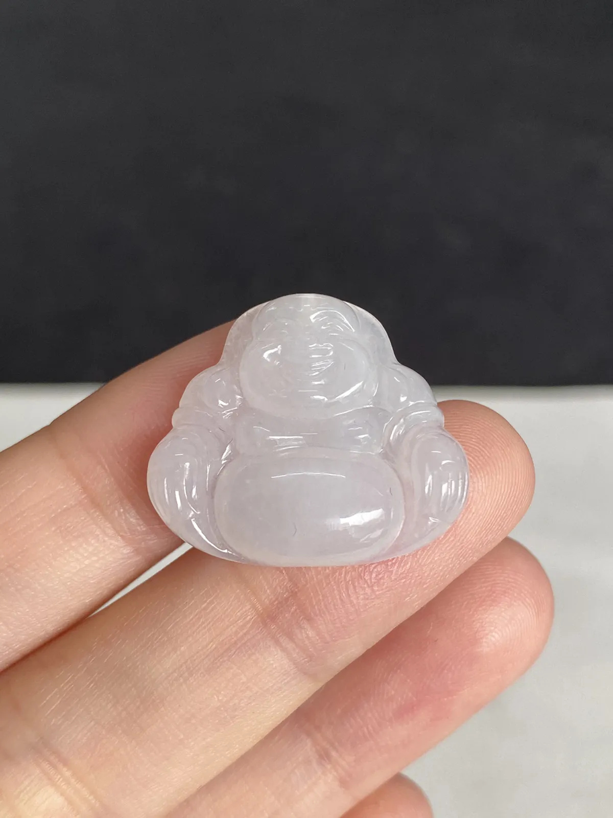 冰种冰糯种，白色翡翠佛公，完整无纹裂