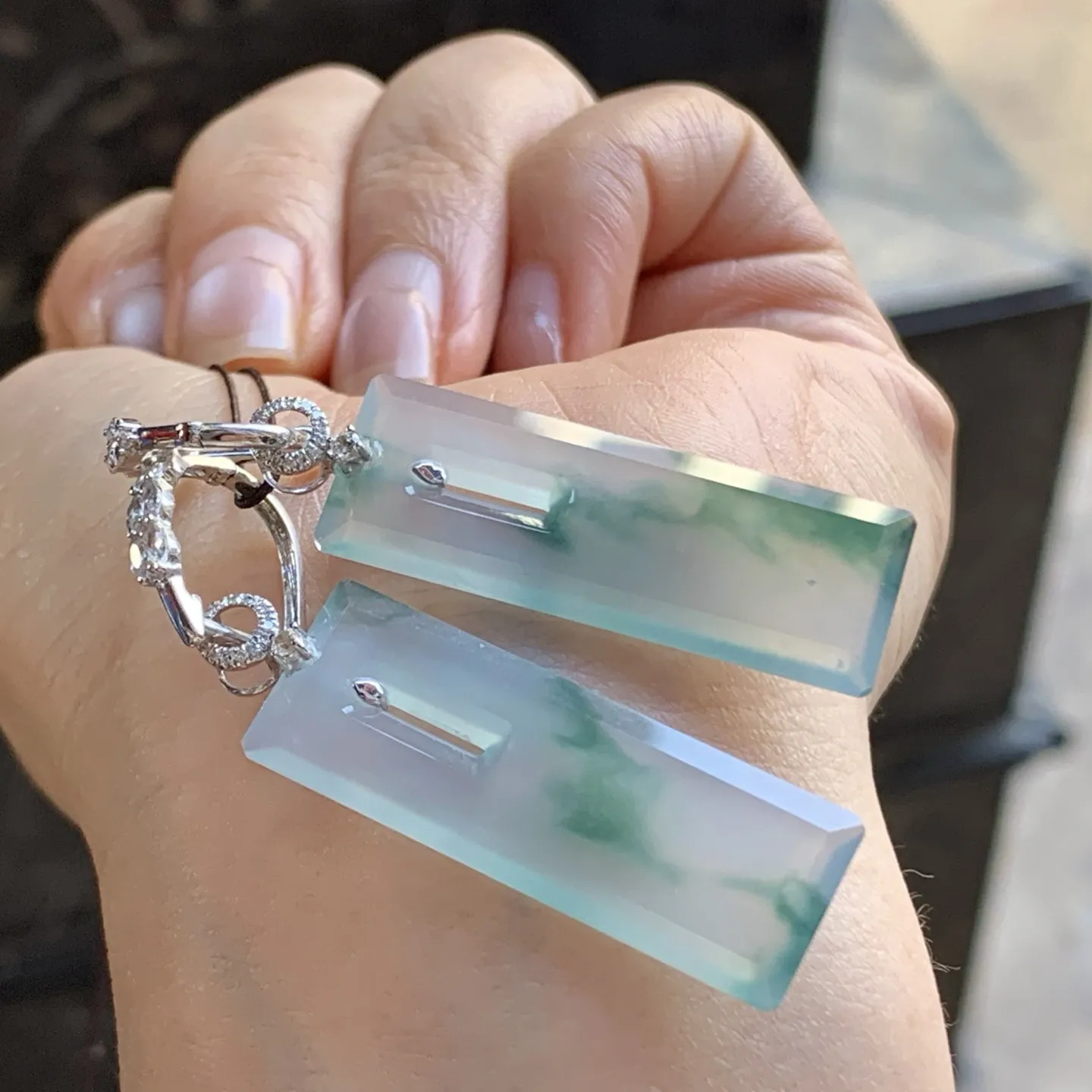 金钻镶嵌蓝花无事牌耳坠^_^冰透 飘花灵韵