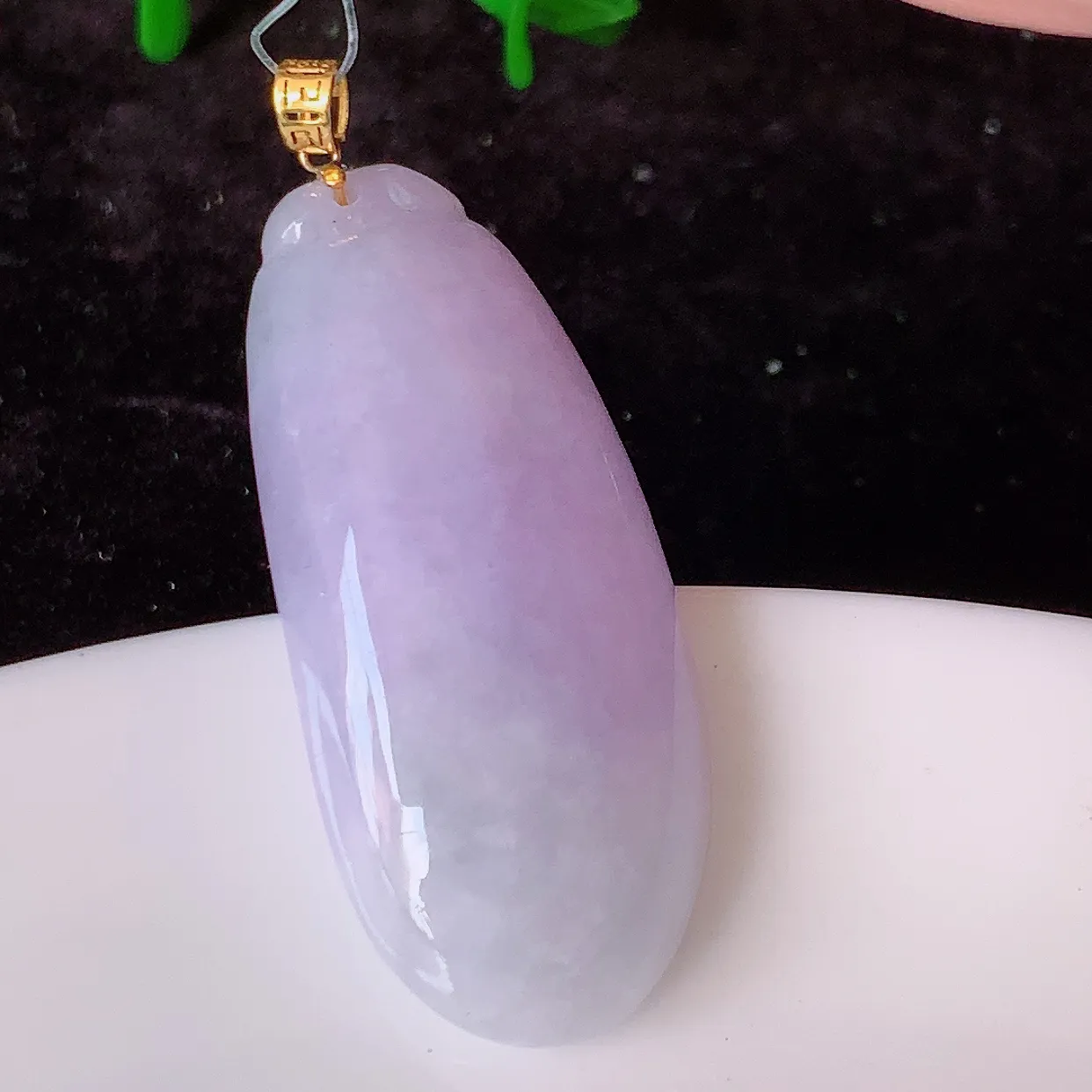 18K金镶嵌冰润紫罗兰翡翠招财福瓜吊坠，精美饱满福瓜，种水足，形态圆润饱满，福相十足 ！#49.26