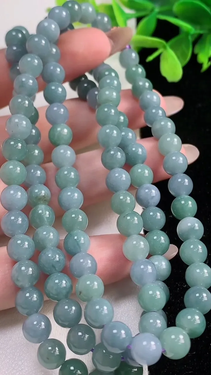 天然A货翡翠货双彩圆珠项链108颗，尺寸6.6，重:55.94g11月1日
工厂直销收藏佳品,种好水足，色泽均匀，有种有色，上手高大气！