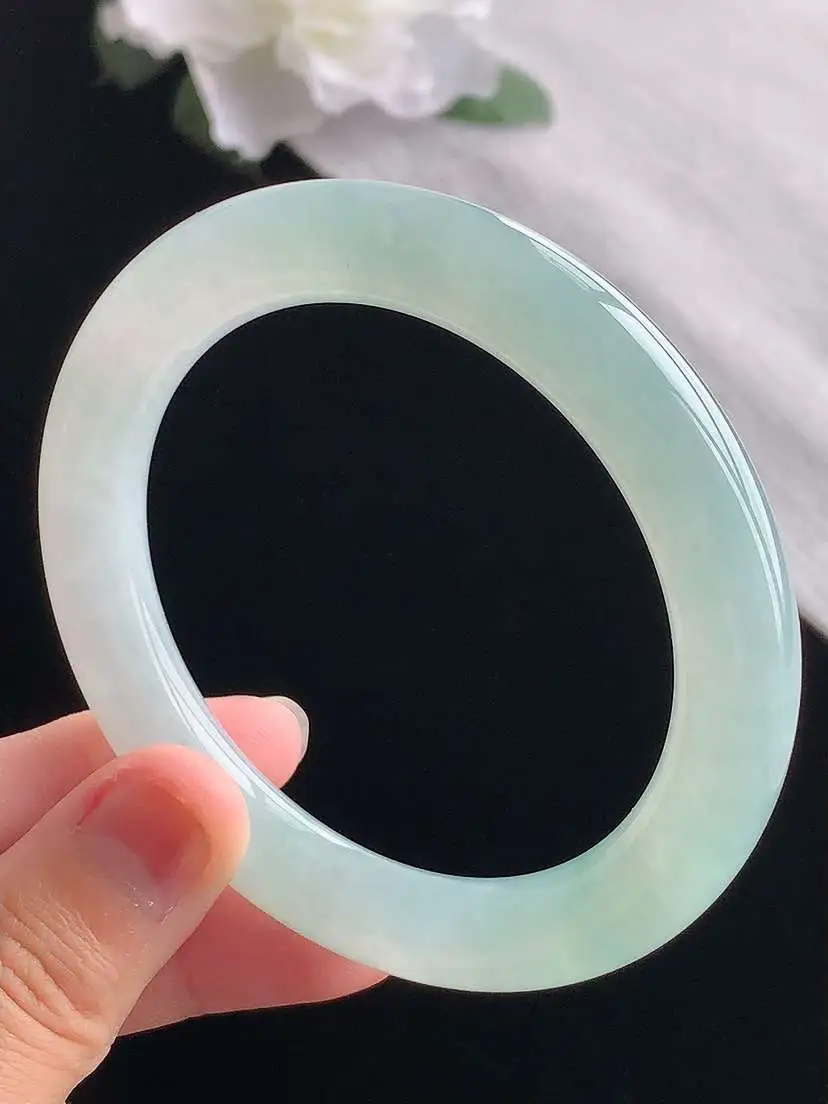 a货翡翠老坑冰种晴水圆条手镯55-56圈口  尺寸55.8×9.8mm 重量56.00g 1031