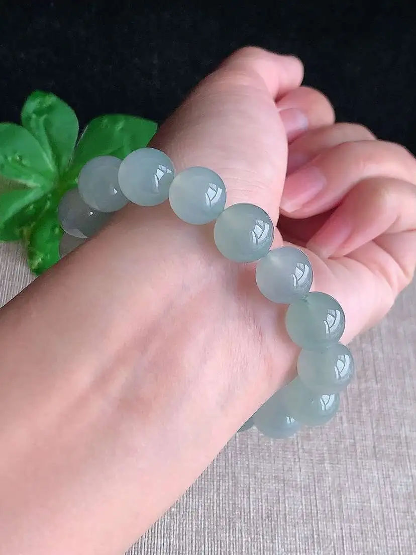 a货翡翠老坑冰种晴水圆珠佛珠手串16颗  尺寸12mm 重量45.65g 1101