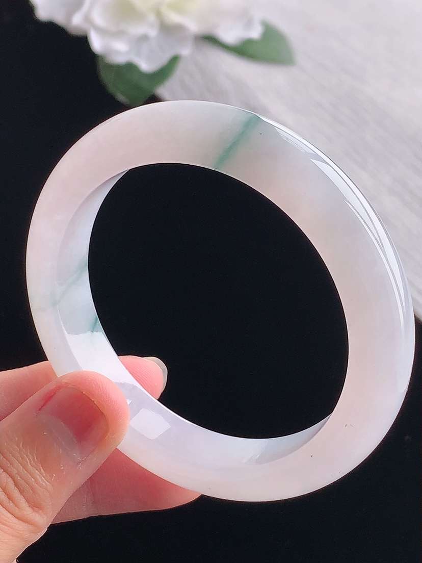 a货翡翠老坑冰种飘花正装正圈手镯54-55圈口  尺寸54.5×11.5×8.6mm 重量56.93g 1101