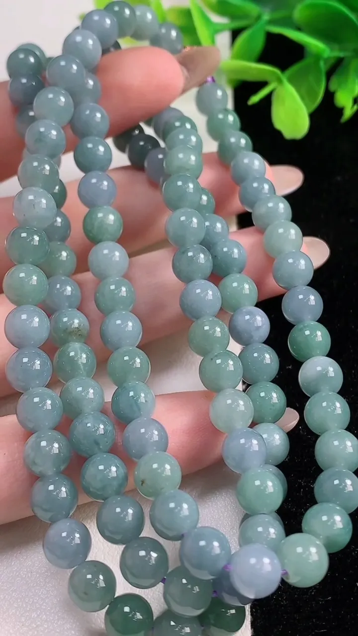 天然A货翡翠货双彩圆珠项链108颗，尺寸6.6，重:55.94g11月1日
工厂直销收藏佳品,种好水足，色泽均匀，有种有色，上手高大气！