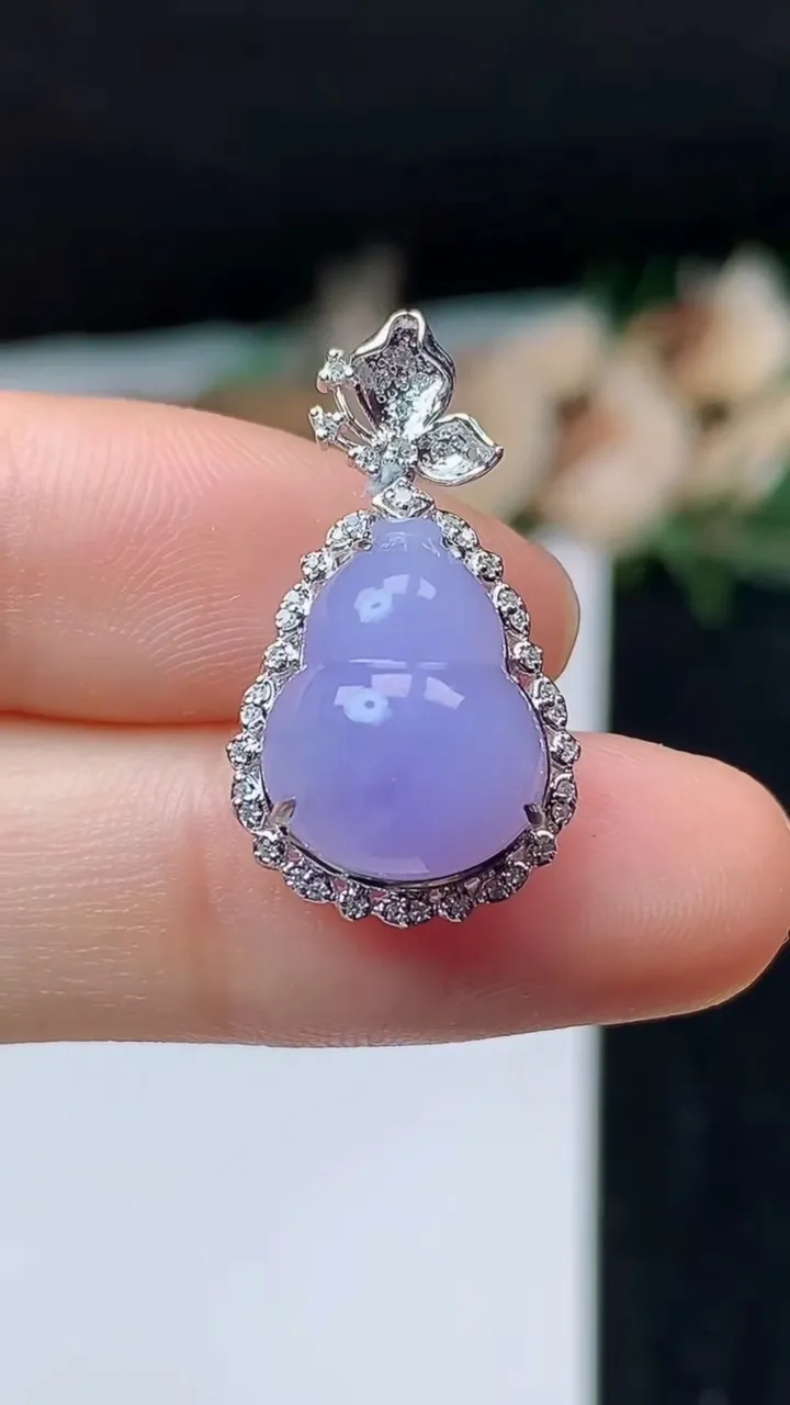 天然A货翡翠k金紫罗兰葫芦吊坠，尺寸24.2-13.8-10.5，裸石13.7-10.7，重量:2.