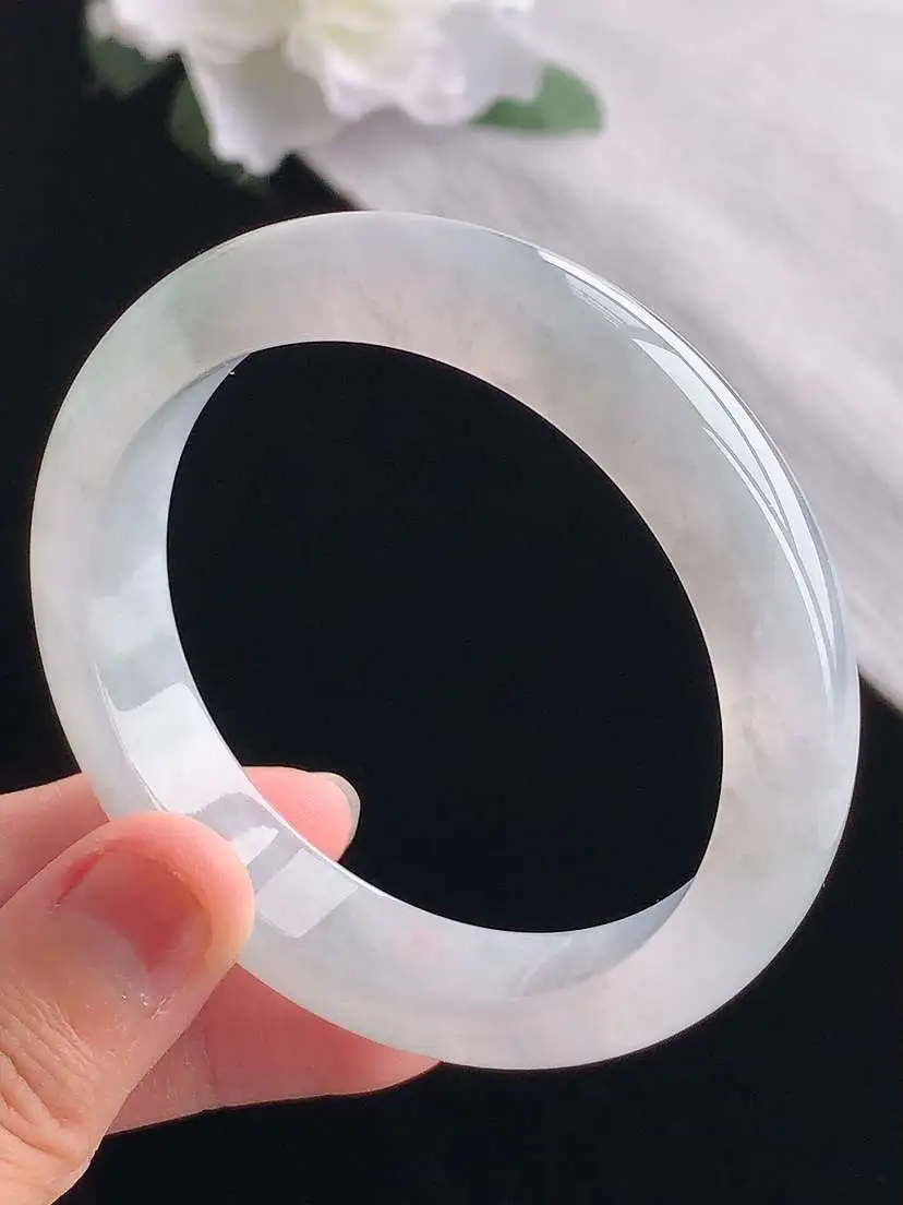a货翡翠老坑冰种白月光正装正圈手镯54-55圈口  尺寸54.6×13×8mm 重量56.16g 1031