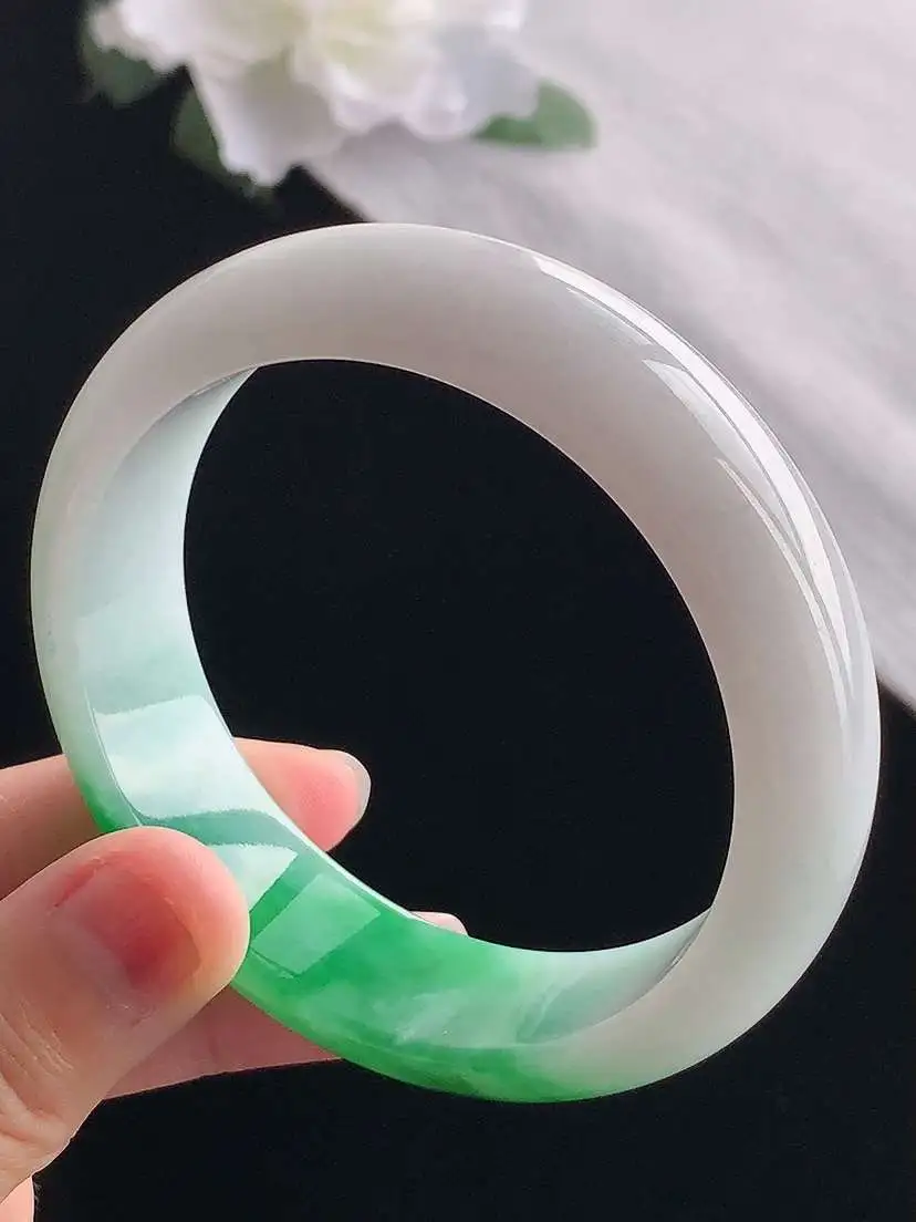 a货翡翠老坑冰种飘阳绿轮胎边宽边正装正圈手镯57-58圈口  尺寸57.5×16.5×8mm 重量72.93g 1031