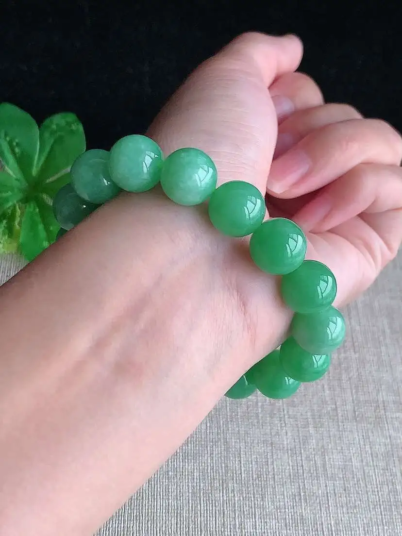 a货翡翠老坑冰种满绿圆珠佛珠手串16颗 尺寸12.3mm 重量53.46g 1101