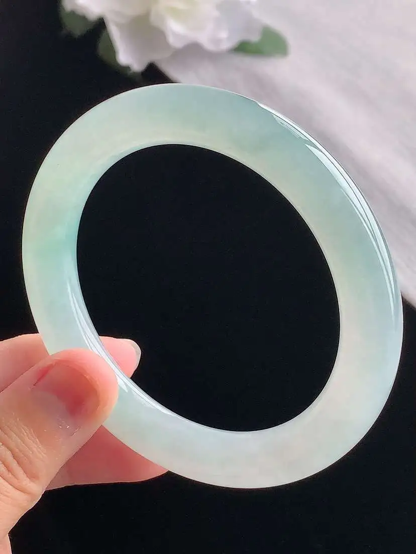 a货翡翠老坑冰种晴水圆条手镯55-56圈口  尺寸55.8×9.8mm 重量56.00g 1031