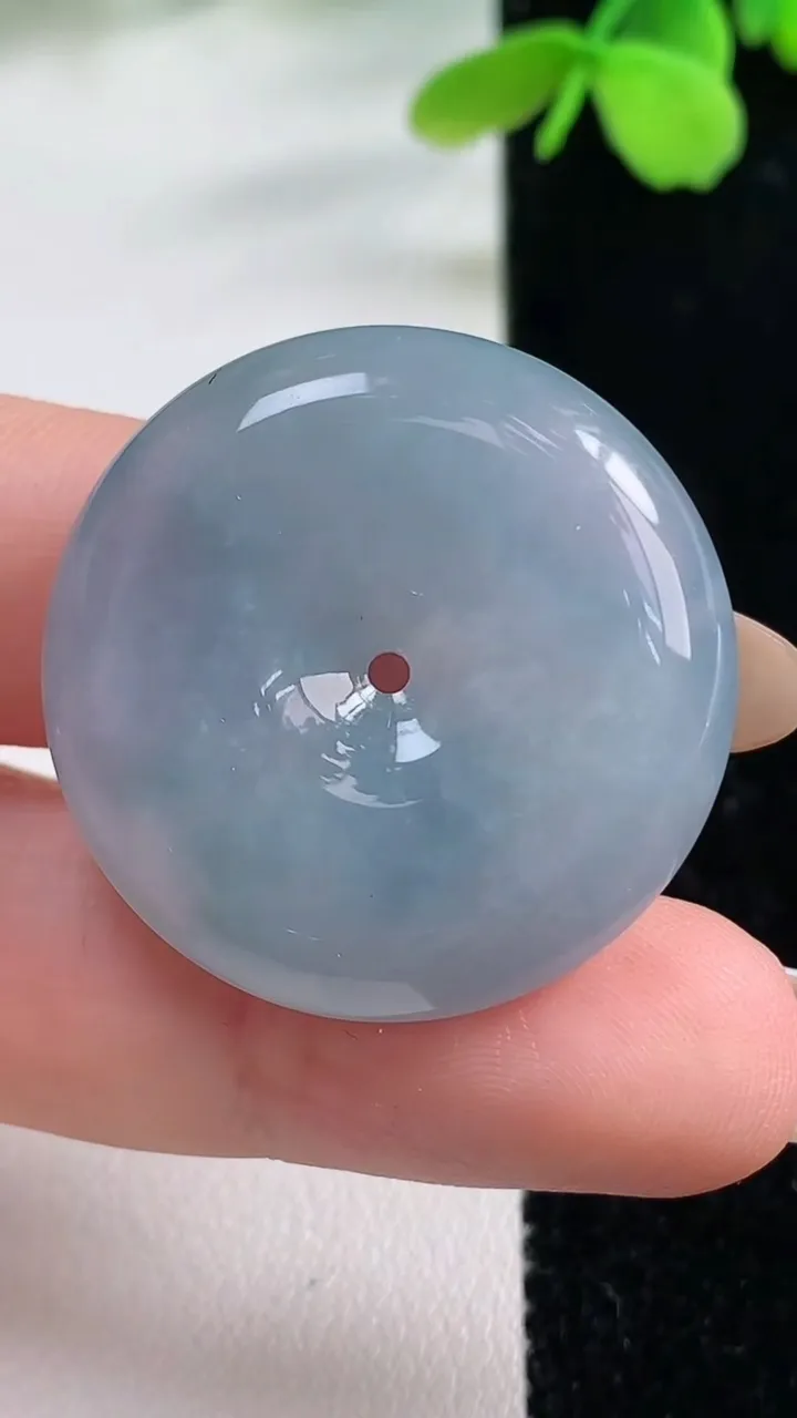 天然A货翡翠紫罗兰平安扣吊坠，尺寸29.2-7.1，重量:13.48g
11月2日