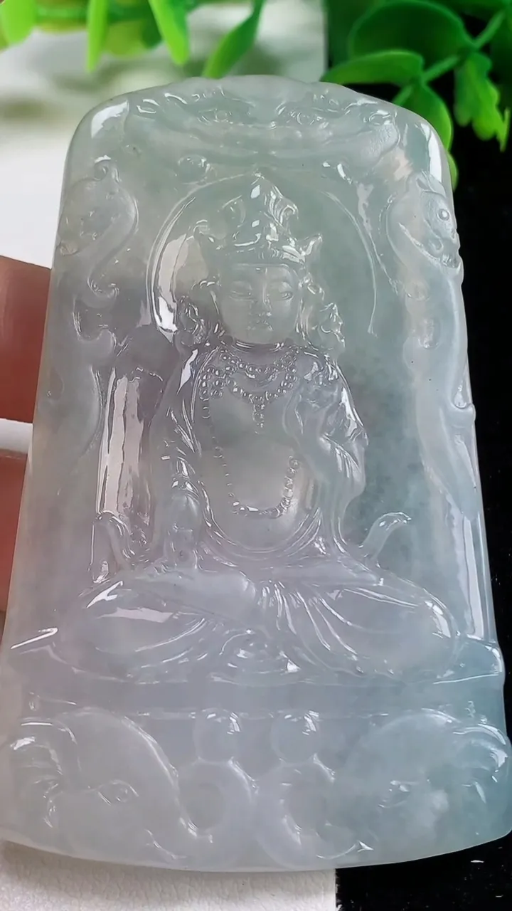 天然A货翡翠文殊菩萨吊坠，尺寸77.8-49-5.2，重量:50.26g
11月2日