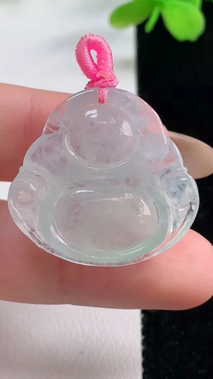 天然A货翡翠佛公吊坠，尺寸26.5-28.3-6，重量:6.52g
11月2日