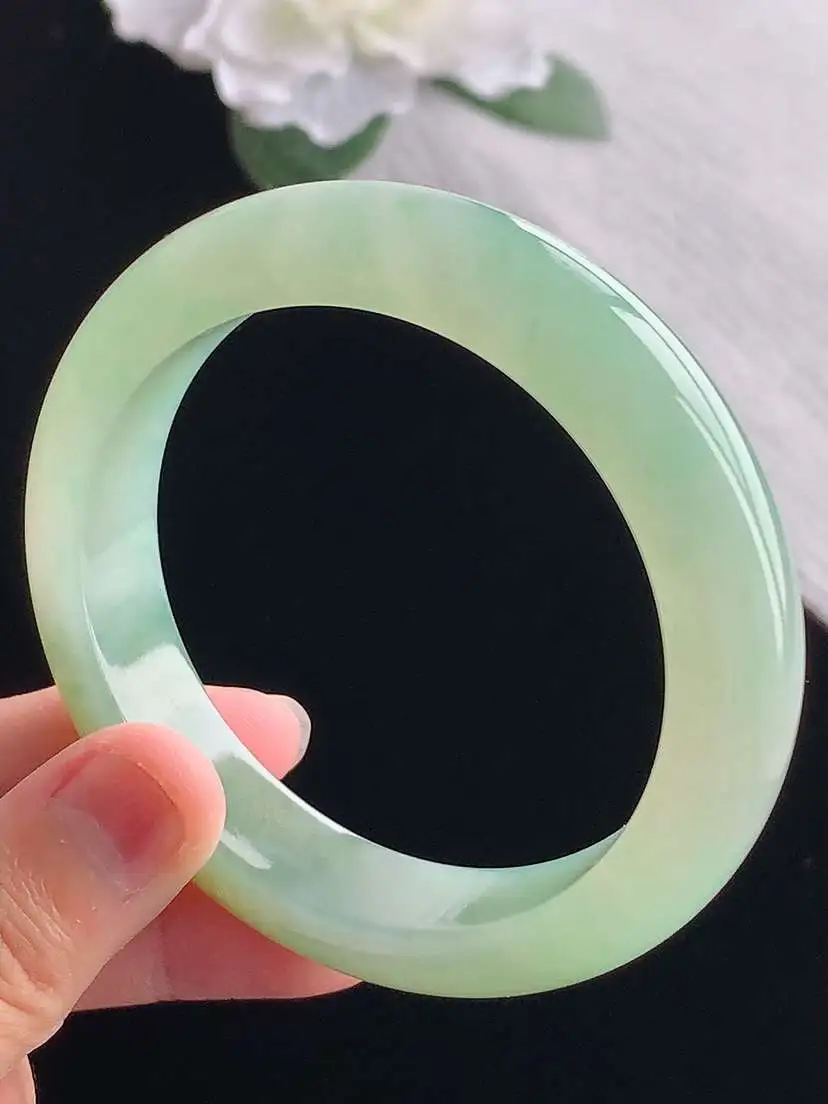 a货翡翠老坑冰种黄加绿双彩正装正圈手镯57-58圈口  尺寸57.8×13.3×9mm 重量73.16g 1101