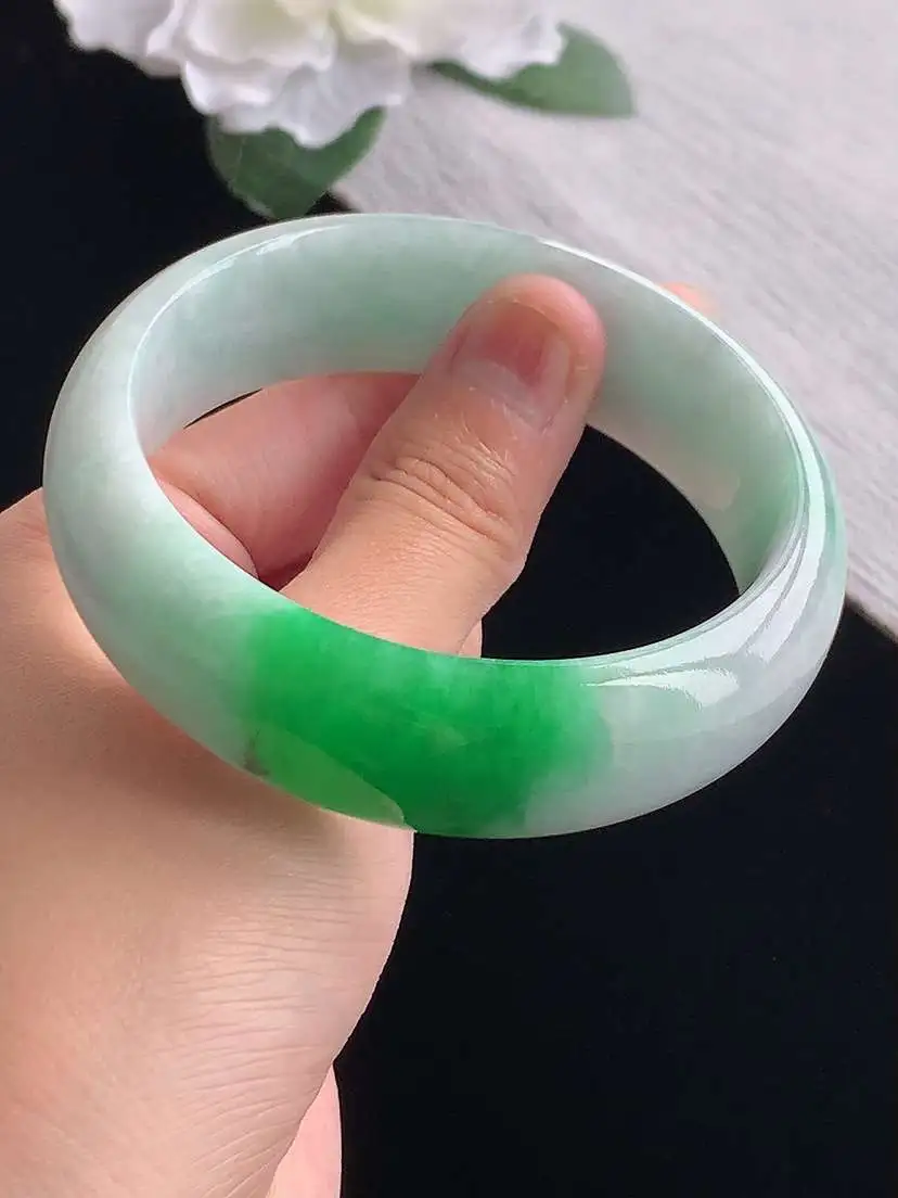 a货翡翠老坑冰种飘绿轮胎边宽边正装正圈手镯58-59圈口  尺寸58.7×18.8×7.8mm 重量87.48g 1101