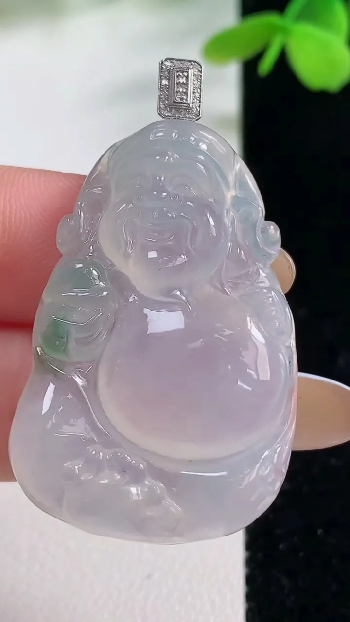 天然A货翡翠种飘花财神爷吊坠，尺寸37-25.4-6.6，重量:10.46g
11月2日