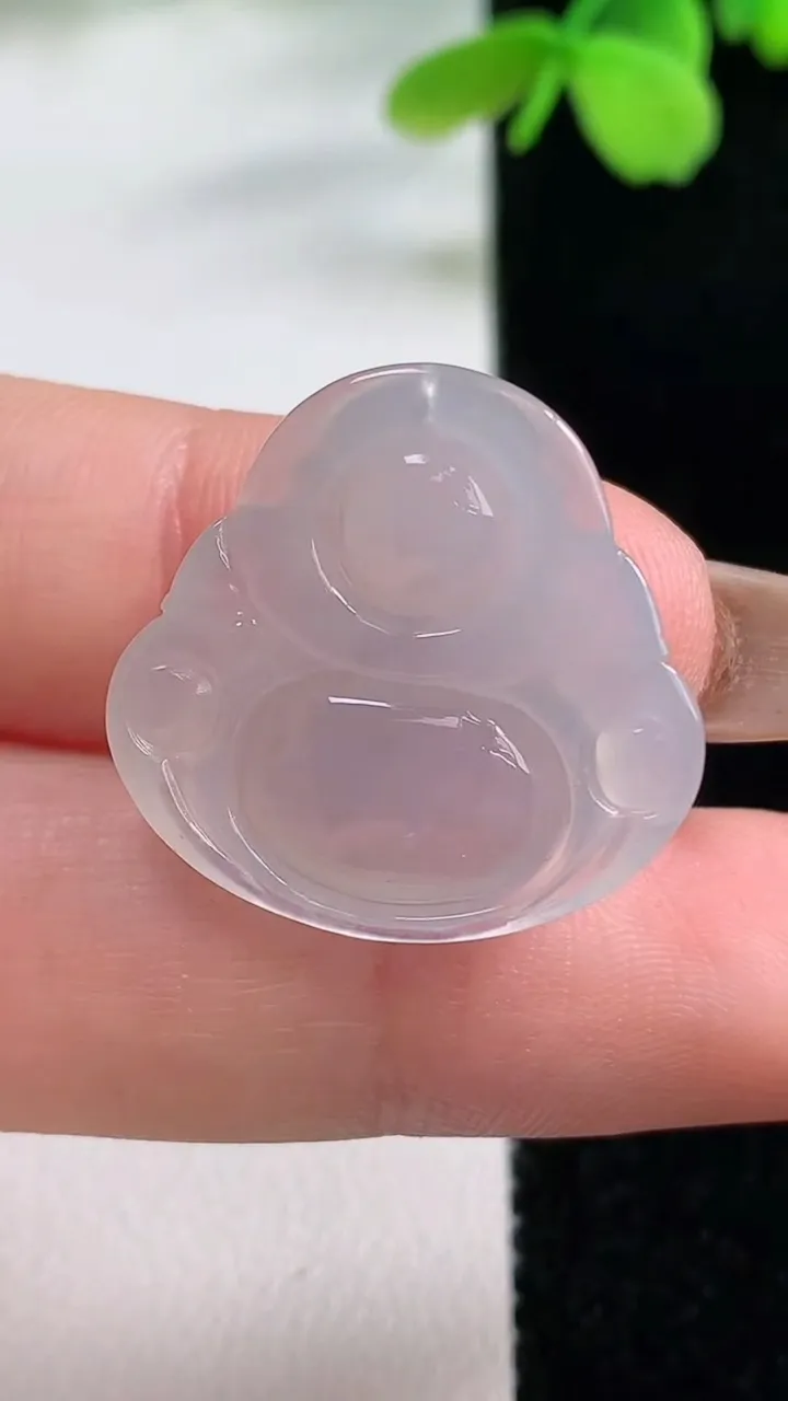 天然A货翡翠佛公吊坠，尺寸22.4-23-6，重量:4.14g
11月2日