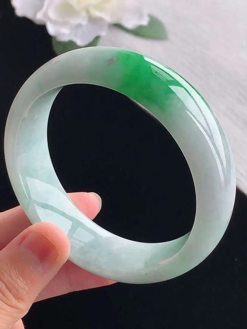 a货翡翠老坑冰种飘绿轮胎边宽边正装正圈手镯58-59圈口  尺寸58.7×18.8×7.8mm 重量87.48g 1101