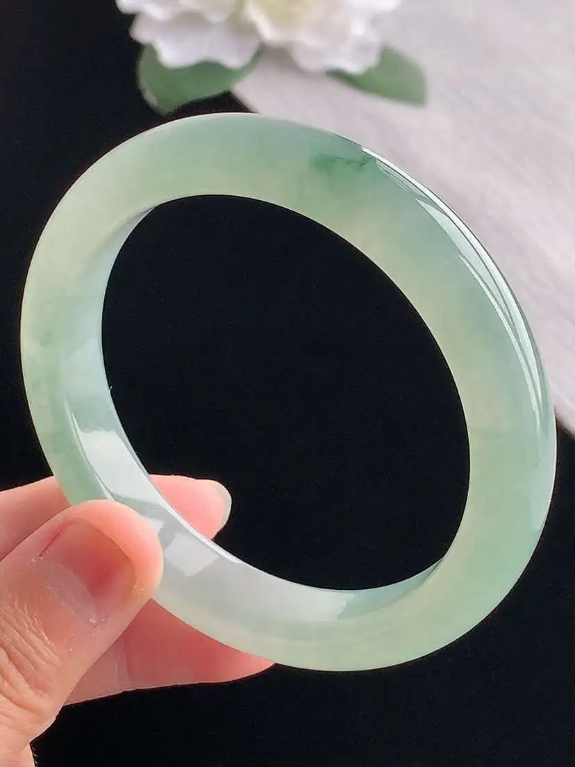 a货翡翠老坑冰种晴水飘花正装正圈手镯56-57圈口  尺寸56.5×11.8×8.3mm 重量55.