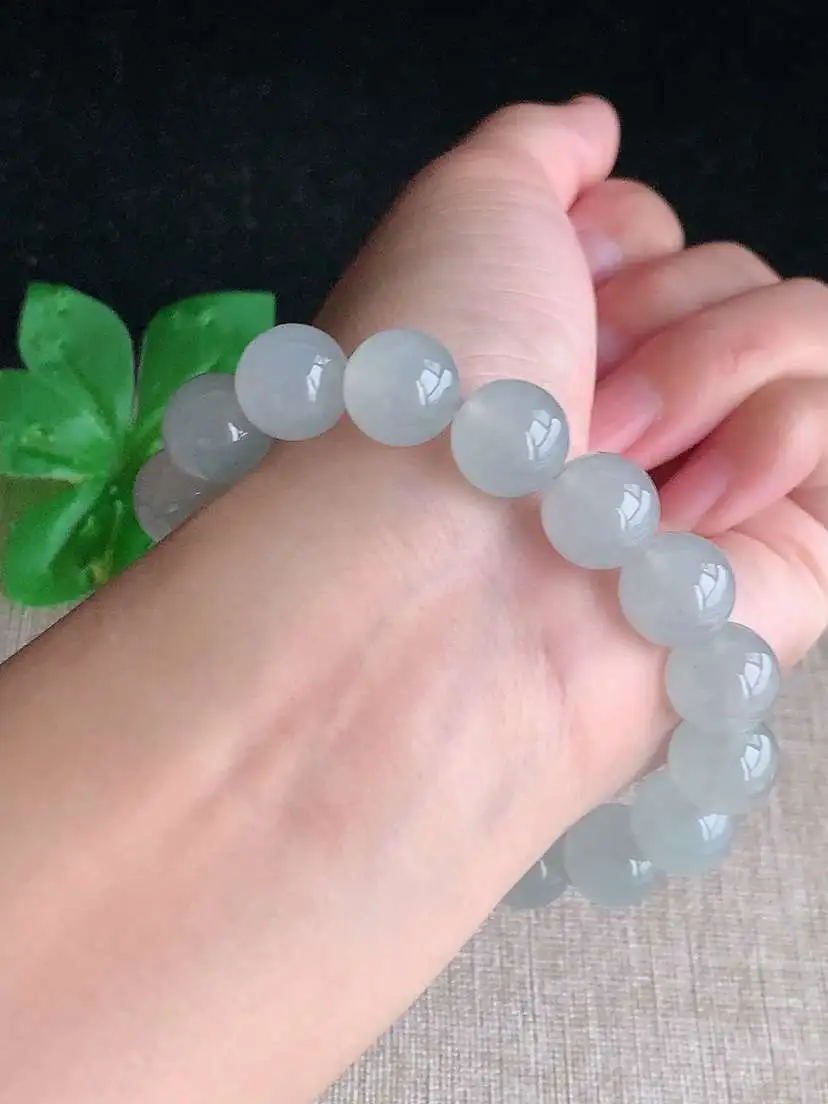 a货翡翠老坑冰种白月光圆珠佛珠手串17颗  尺寸11.8mm 重量50.63g 1103