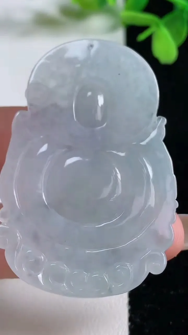 天然A货翡翠财神爷吊坠，尺寸54-34-5.2，重量:17.98g
11月3日